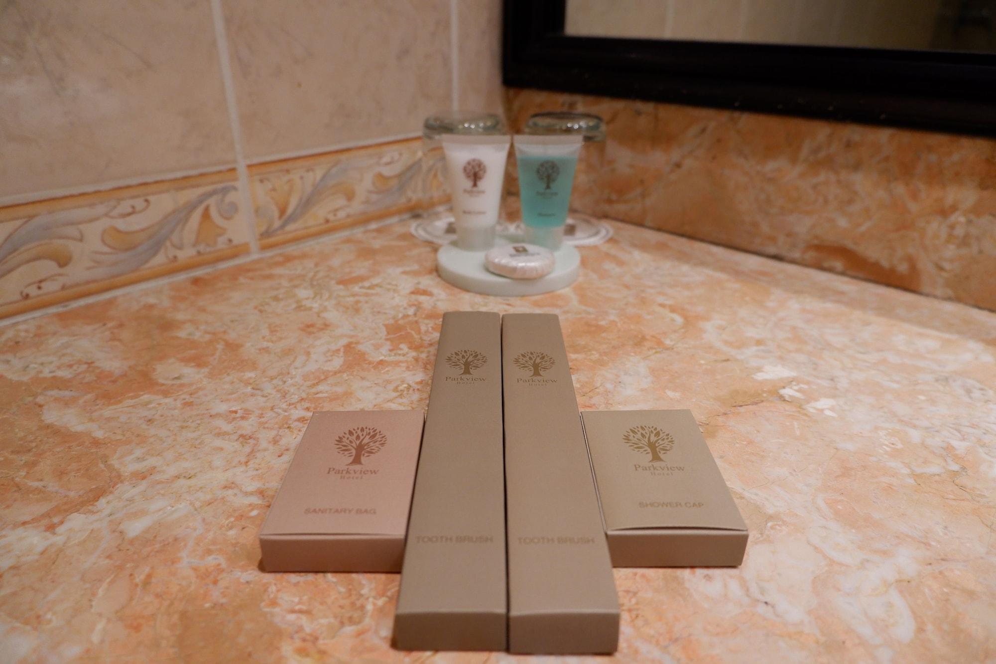 Parkview Hotel Kampong Jerudong Екстериор снимка