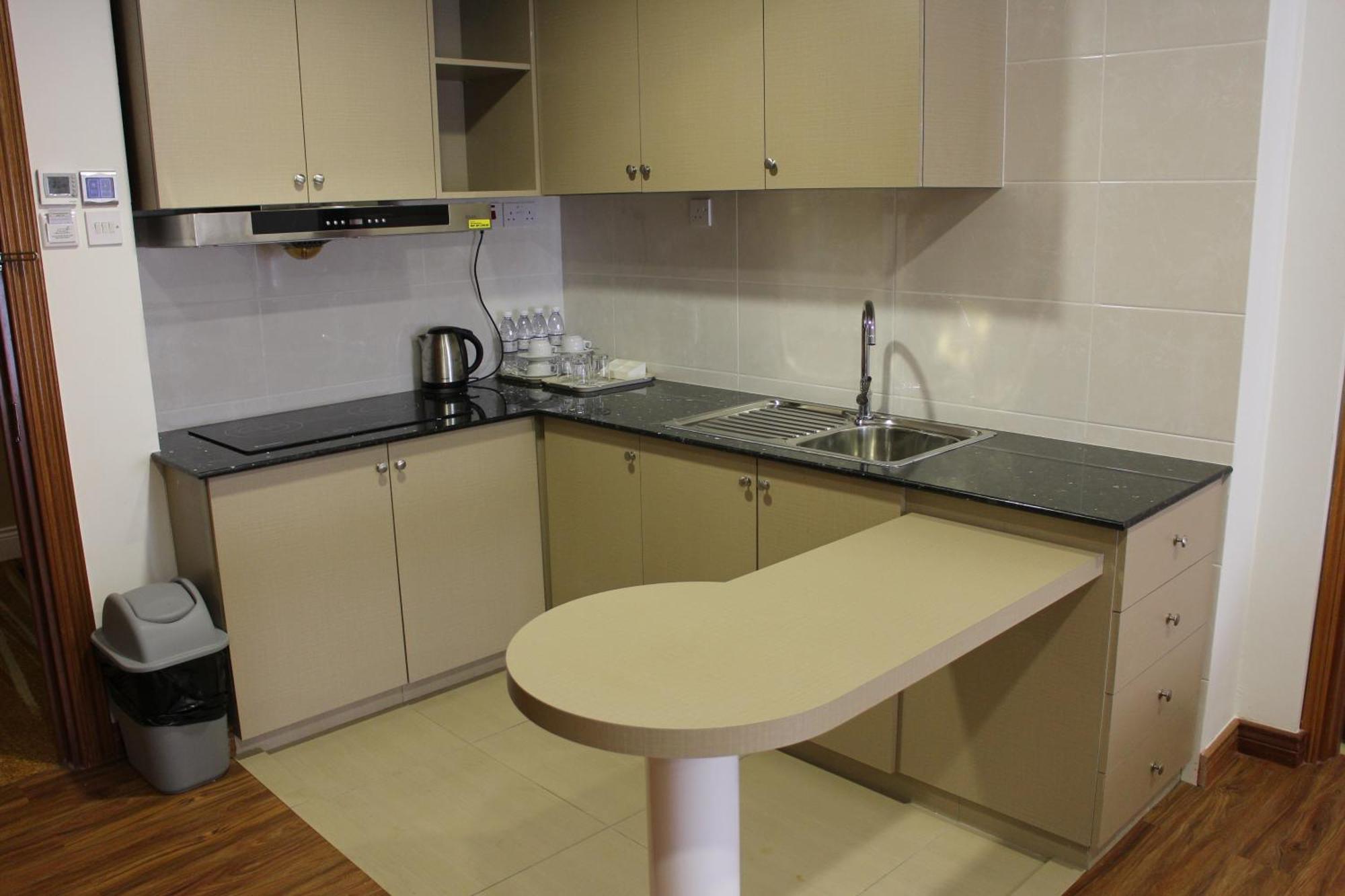 Parkview Hotel Kampong Jerudong Стая снимка
